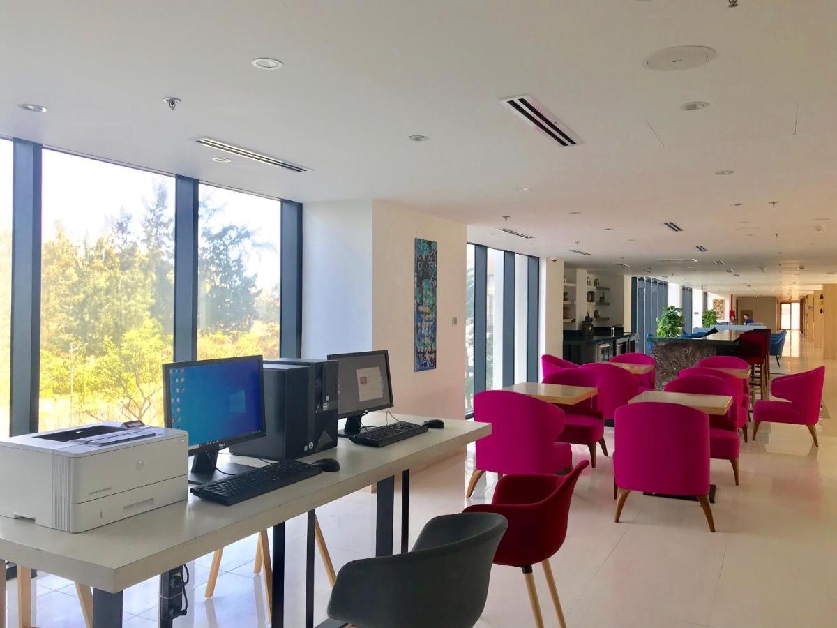 Carinae Danang Hotel Екстер'єр фото
